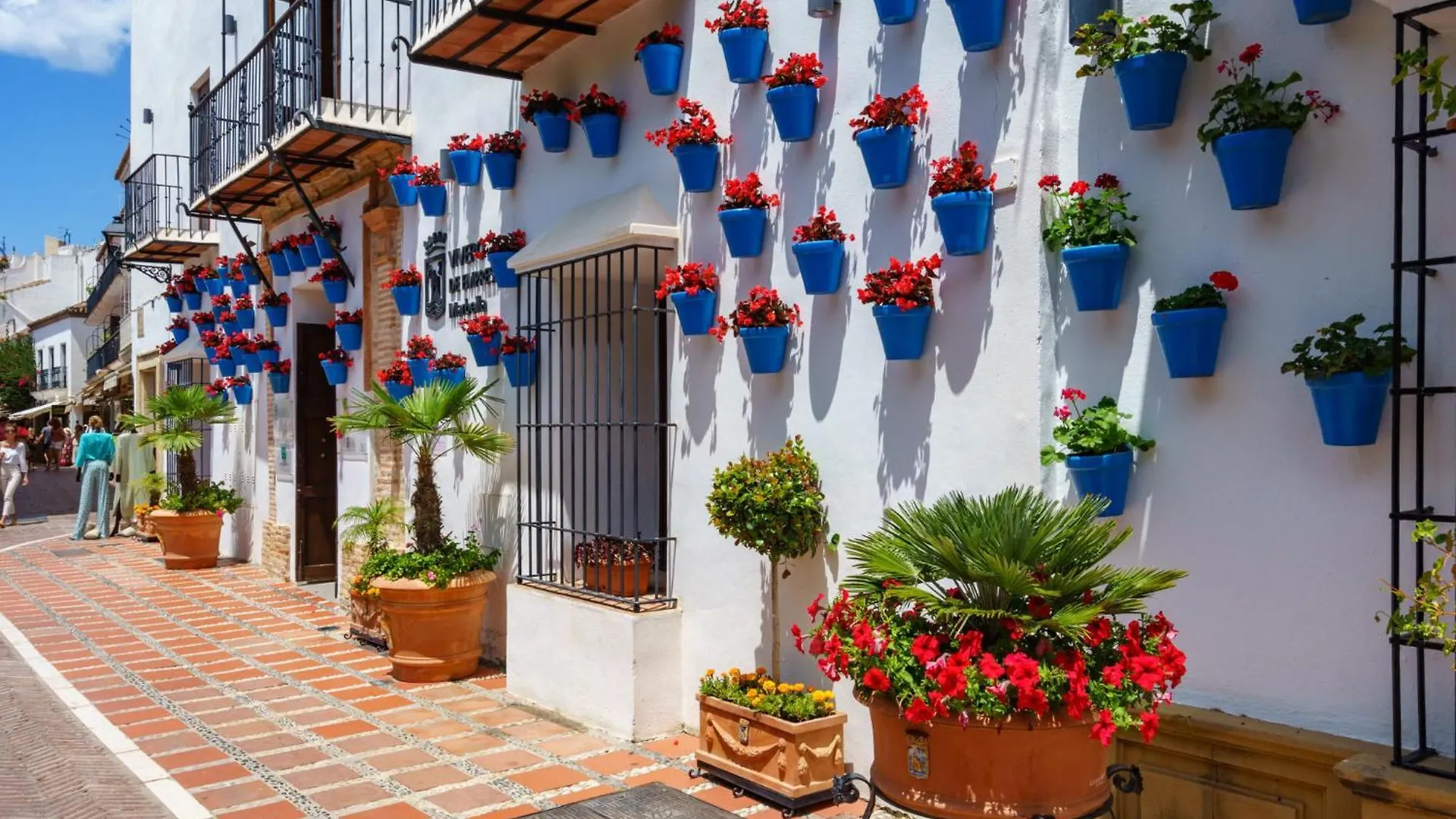 Apartment Marbella Real Gardens By Interhome