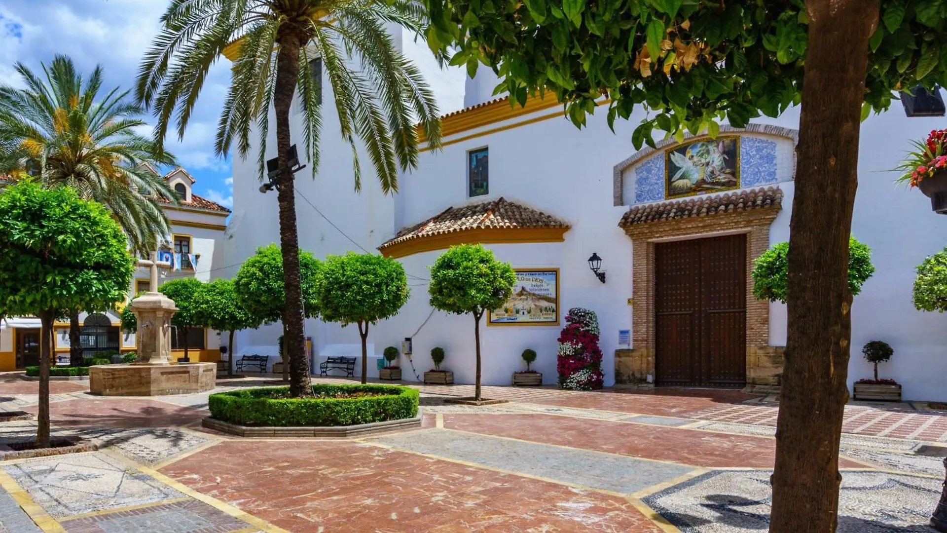 Apartment Marbella Real Gardens By Interhome